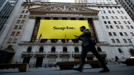 Se desploma el valor de las acciones de Snapchat. Foto: AFP