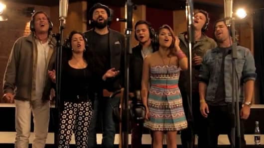 La canción "Un paso hacia la paz" forma parte de la campaña "Soy Capaz". Foto: Youtube