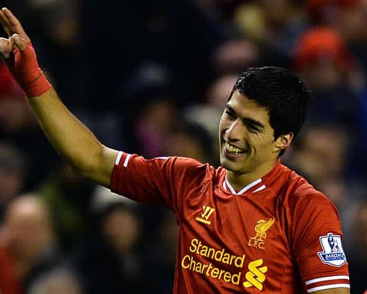 Luis Suárez, lleva 17 goles esta temporada en la Premier League. Foto: AFP