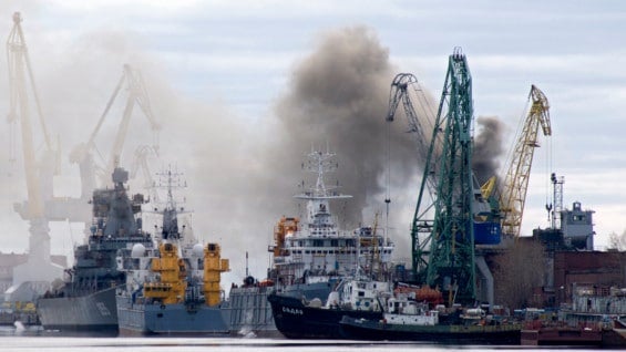 El incendio se originó en el noveno compartimiento del submarino nuclear "Orel". Foto: AFP