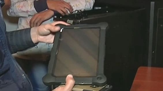 Al parecer, las tabletas se adquirieron sin capacitar a los docentes. Foto: Noticias RCN.