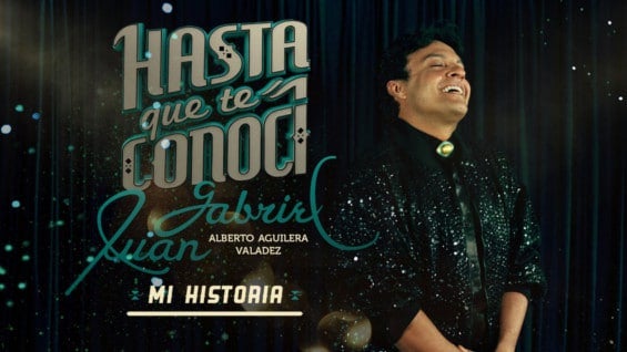 El actor Julián Román interpreta a Juan Gabriel.