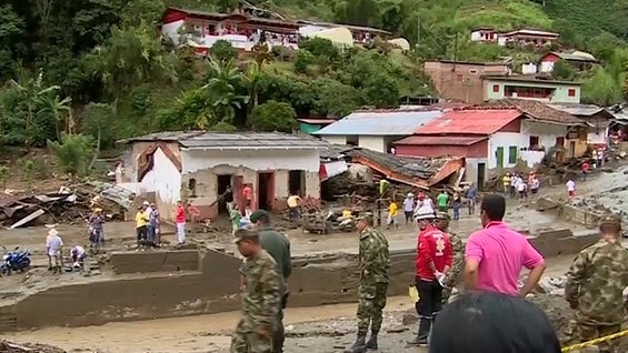 Las ayudas han llegado de todo el país.