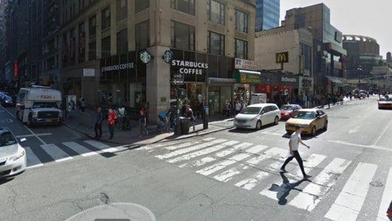 Avenida 8 con calle 35 en Manhattan. Foto: Google