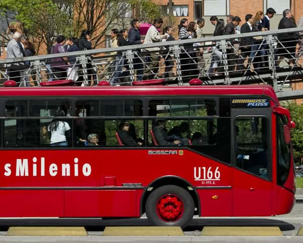 El sistema de transporte masivo Transmilenio. Foto: AFP.