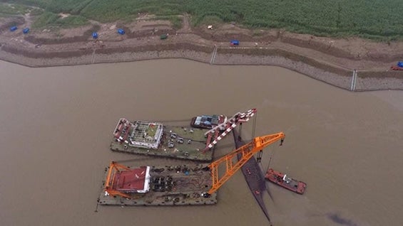 El naufragio del 'Estrella Oriental' se ha convertido en la peor tragedia fluvial de China en siete décadas. Foto: EFE.