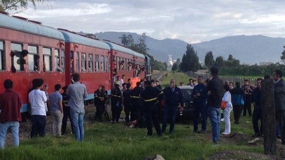 Este es el tercer accidente en los últimos 30 días que involucra al tren de La Sabana. Foto: Twitter