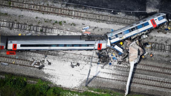 El tren de pasajeros cubría la ruta entre Lieja y Namur. Foto: AFP