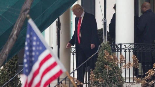 Donald Trump al salir de la Blair House. Foto: EFE