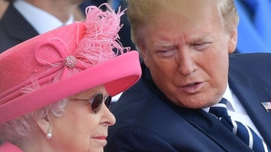 Donald Trump y la reina Isabel II. Foto: AFP