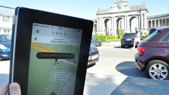 En Bélgica se llevan a cabo treinta casos más contra conductores de la aplicación Foto: AFP