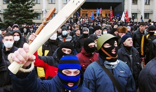 Protestantes prorrusos se movilizan en diferentes partes de Ucrania. Foto: AFP