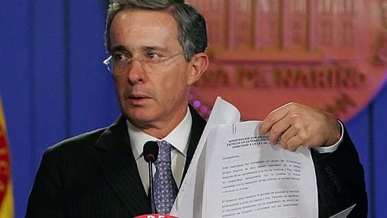Álvaro Uribe. Foto: Archivo AFP