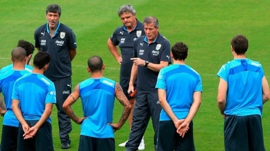 Uruguay disputara su cupo al Mundial el próximo mes frente a Jordania. Foto: AFP