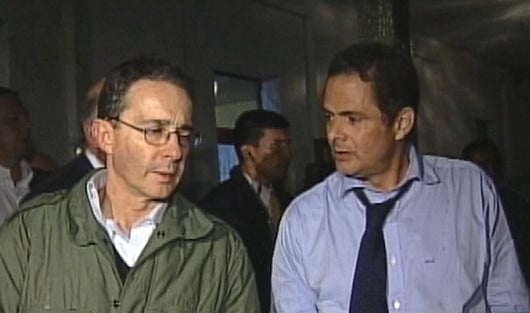 Senador electo Álvaro Uribe y el candidato vicepresidencial Germán Vargas Lleras.
