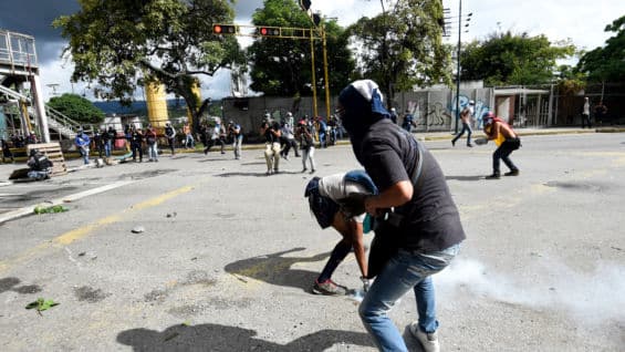 Opositores venezolanos. Foto: Juan Barreto / AFP
