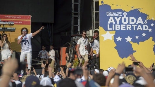 FOTO: Presentación de Carlos Vives en el concierto Venezuela Aid Live. AFP
