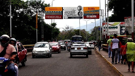 38 camioneros están en el vecino país acusados de contrabando. Foto: NoticiasRCN