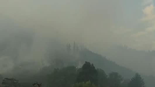 El incendio ha consumido más de 300 hectáreas de vegetación.