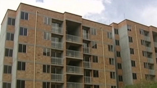 La baja más importante se dio en destinos no habitacionales cuyas licencias descendieron 28,9 %.