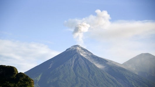 Una turista de nacionalidad canadiense falleció cuando acampaba cerca al volcán de Guatemala