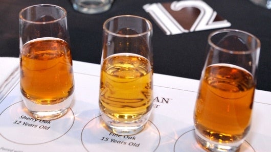 El whisky que tomó el ciudadano chino le costó unos 10.000 dólares. Foto: Agencia AFP