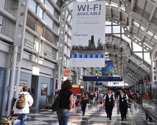 Canadá podía seguir a los viajeros hasta por una semana, incluso en aeropuertos de EE.UU. Foto: AFP