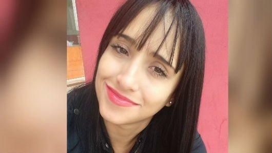La auxiliar de vuelo boliviana; Ximena Suárez Otterburg, fue rescata y trasladada a centros de atención. Foto: Facebook.