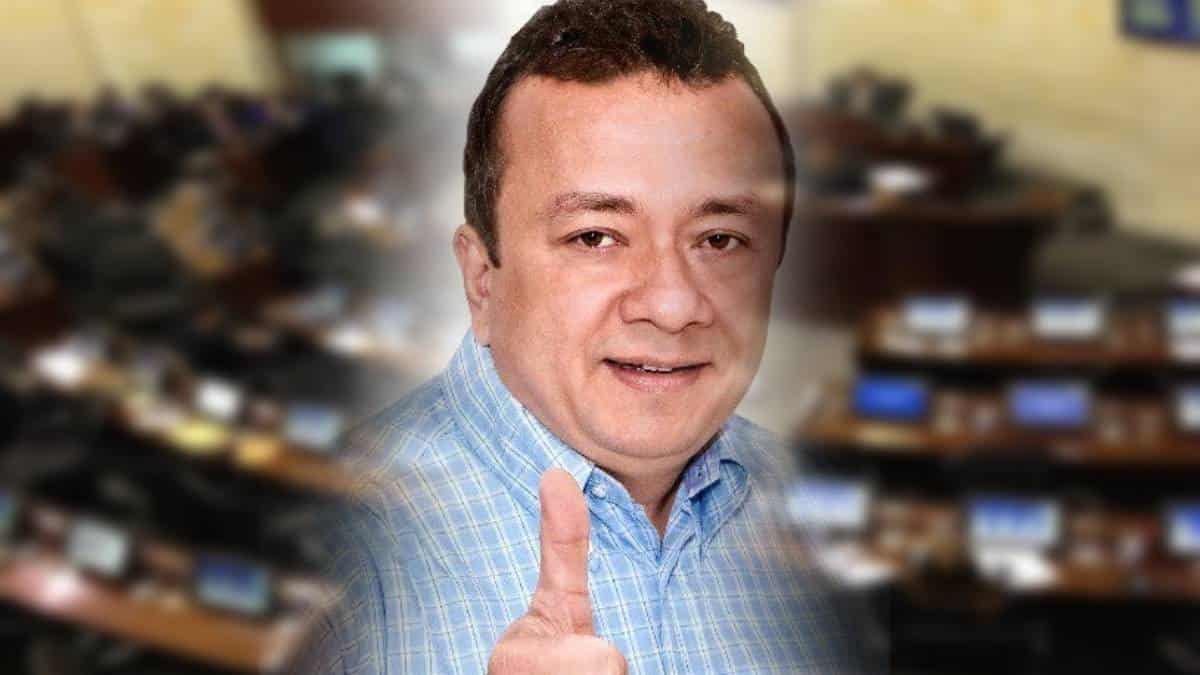 Senado aprueba suspensión de Pulgar