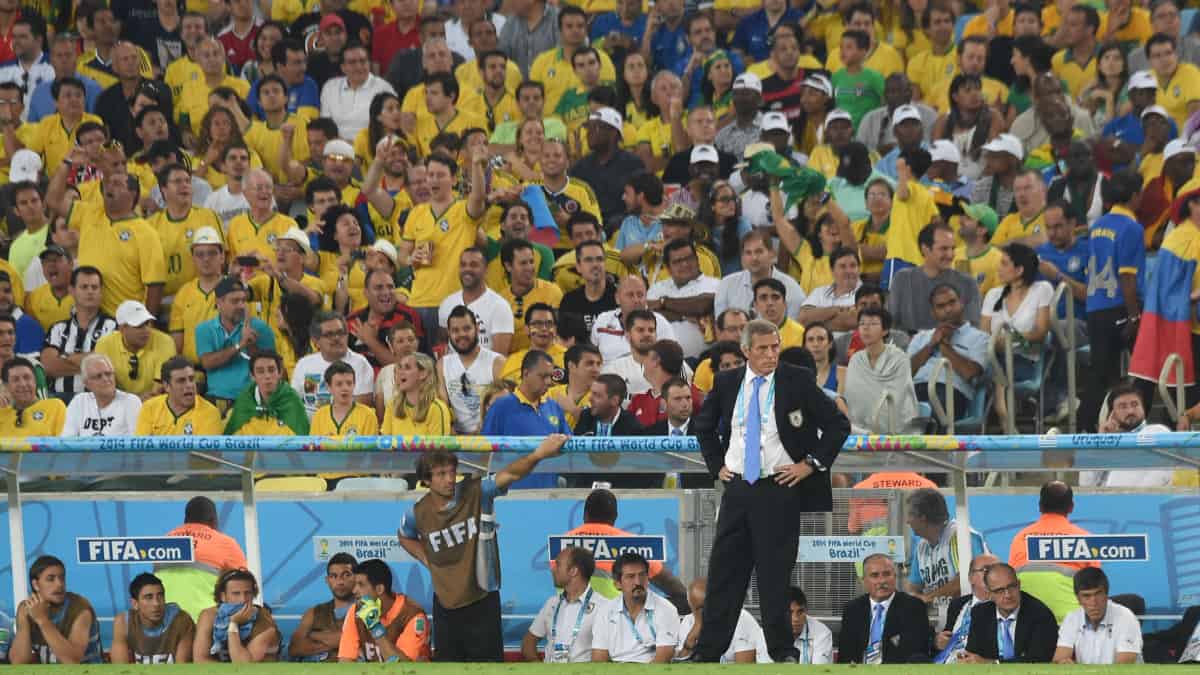 'Maestro' Tabárez, víctima de Colombia en mejor partido en Mundiales