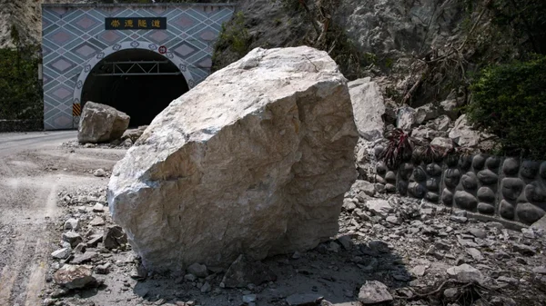 Taiwán sigue la búsqueda de sobrevivientes luego de potente terremoto de 7,2 Taiwán sigue la búsqueda de sobrevivientes luego de potente terremoto de 7,2