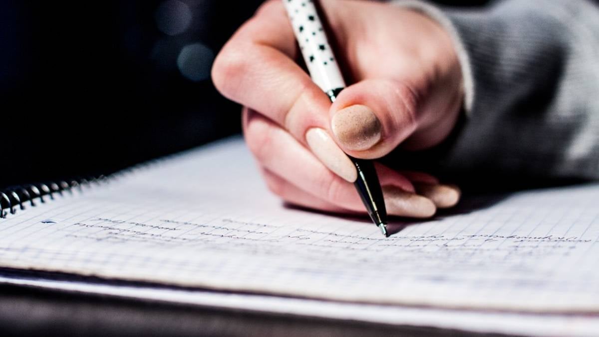 Cómo inscribirse a los talleres de escritura creativa de Idartes