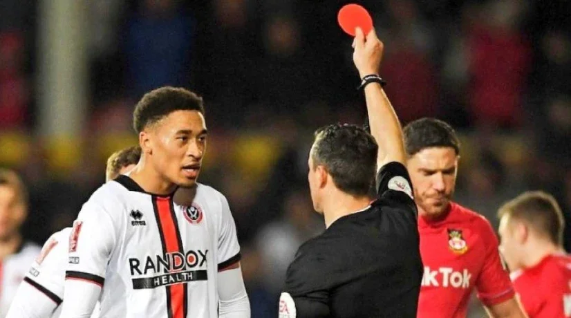 Qué significa la tarjeta redonda en el fútbol