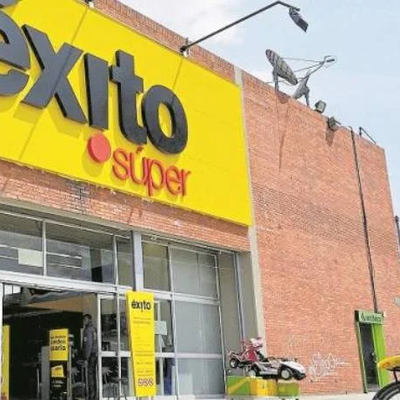 Tienda 'outlet' del Éxito se vuelve viral por sus rebajas de hasta el