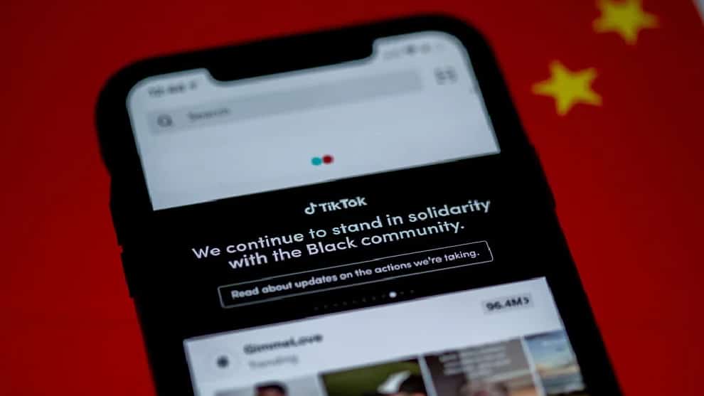TikTok planta cara a Facebook y lo señala de trabajar en favor del oligopolio.