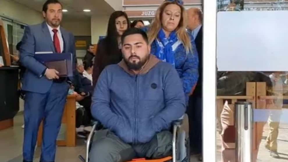 Hombre fue al médico porque se torció el tobillo y le amputaron una pierna