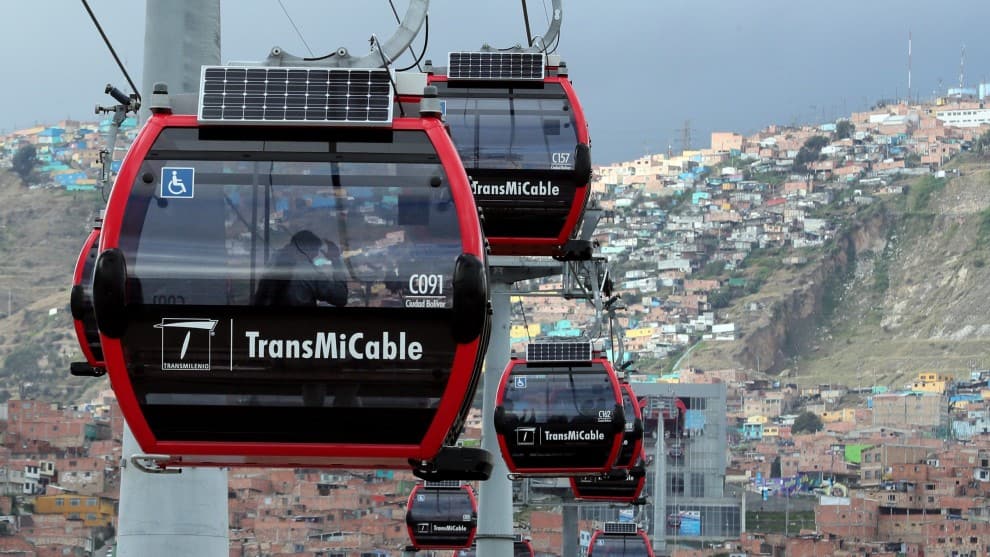 Transmicable suspendido por fuga de gas