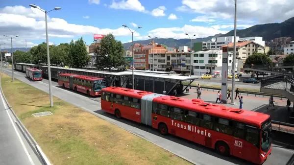 Esta es la multa por llevar la bicicleta en TransMilenio: pilas Esta es la multa por llevar la bicicleta en TransMilenio: pilas