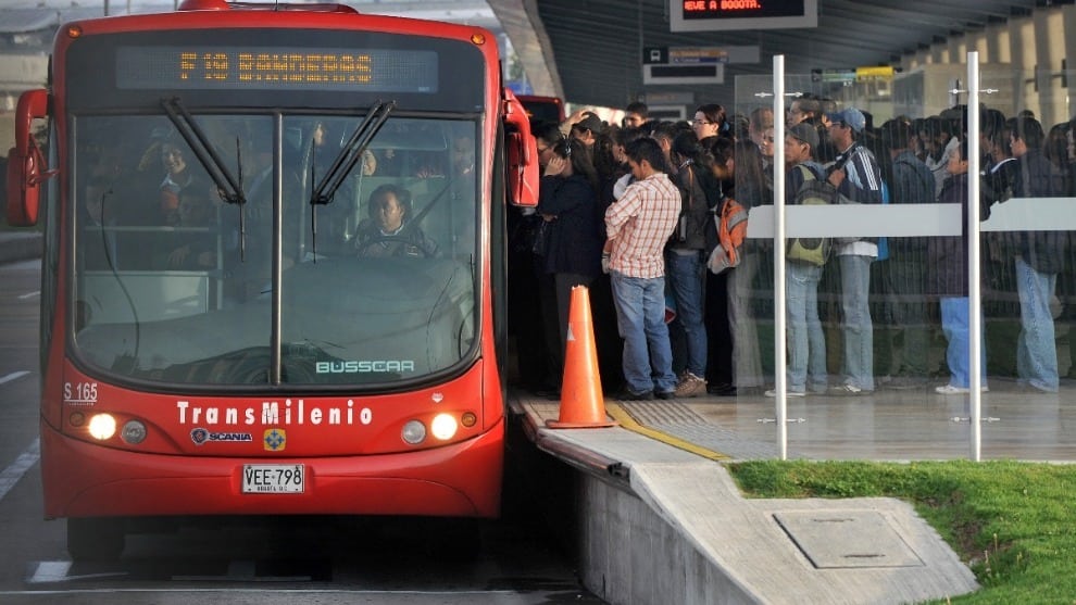 Militares en Bogotá podrán acceder gratuitamente a Transmilenio