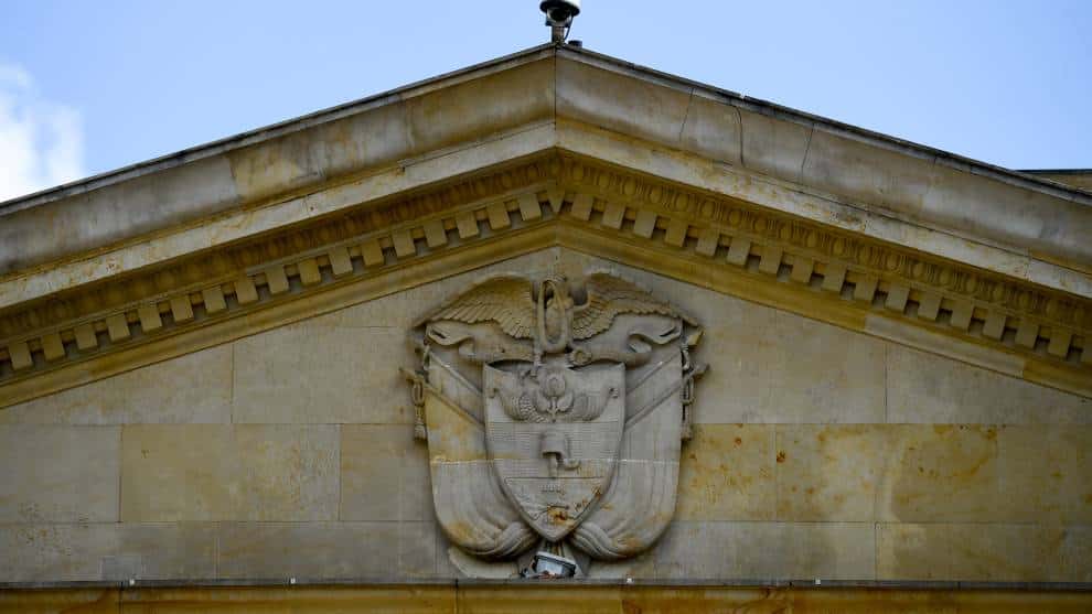 Transparencia Internacional denuncia "preocupante concentración del poder en Colombia"