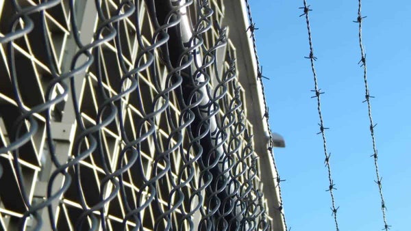 Luis Fernando Duque, vinculado en caso Centros Poblados, será trasladado a cárcel El Barne