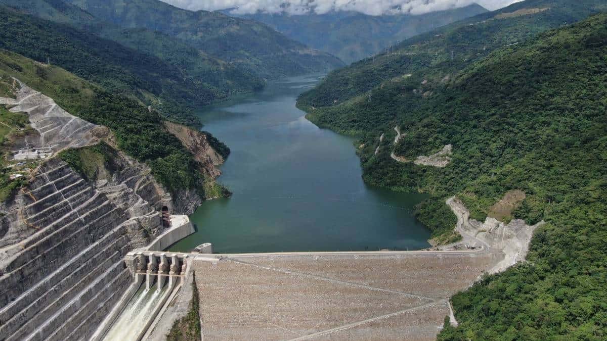 Hidroituango's Operation Under Scrutiny Due to Intense Rains: Are There Risks?