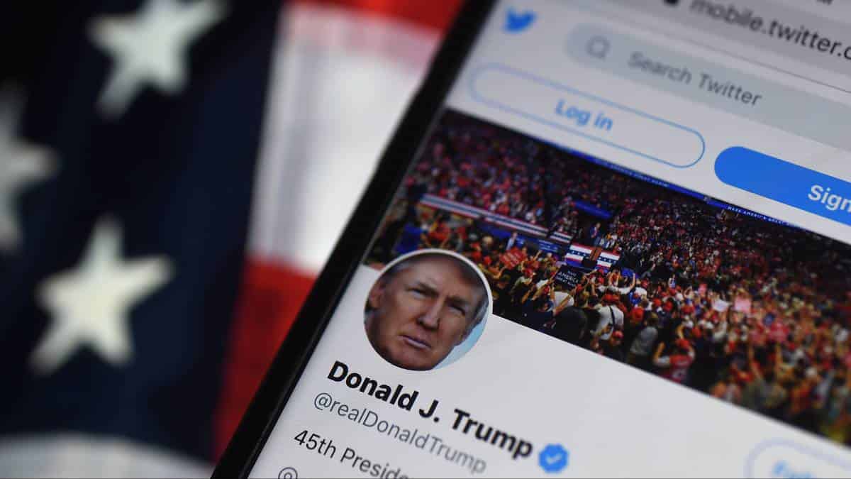 Twitter bloqueó la cuenta de Donald Trump y la suspensión podría ser permanente