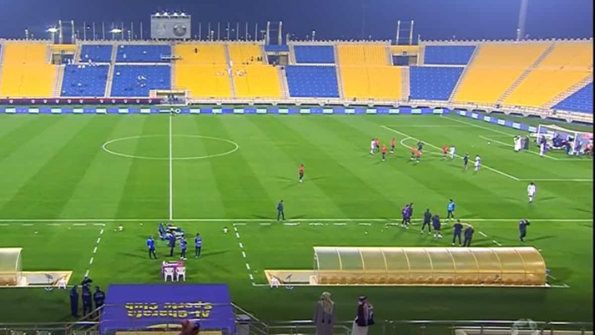 Ousmane Coulibaly se desmayó en partido Al-Rayyan - Al-Wakrah