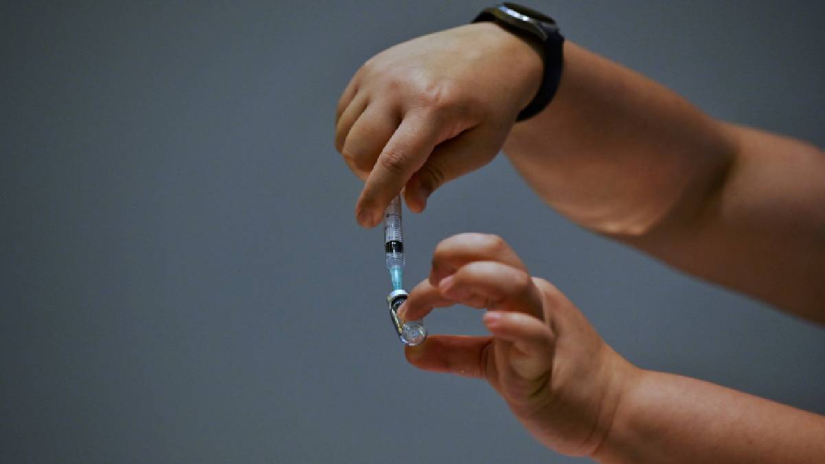 Incautadas miles de vacunas falsas en China y Sudáfrica