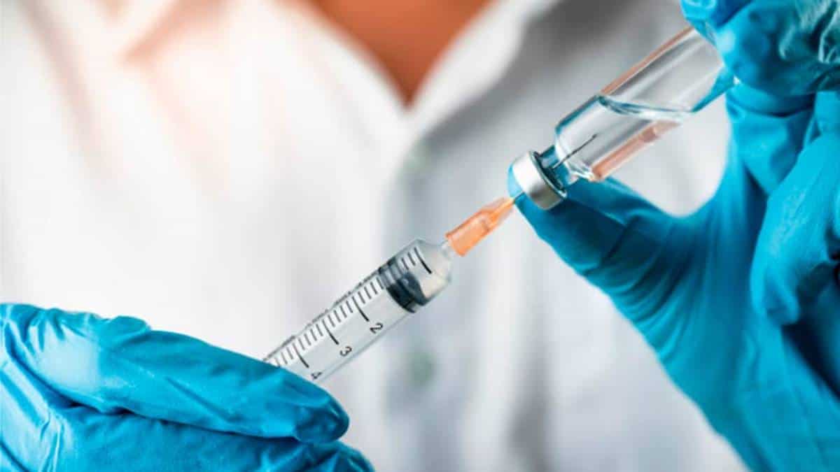 Moderna pide autorización para su vacuna contra el coronavirus