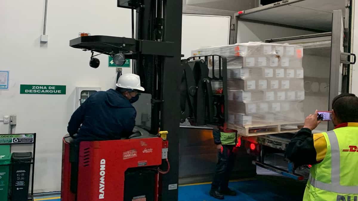 Vacunas de Moderna arribaron a Colombia