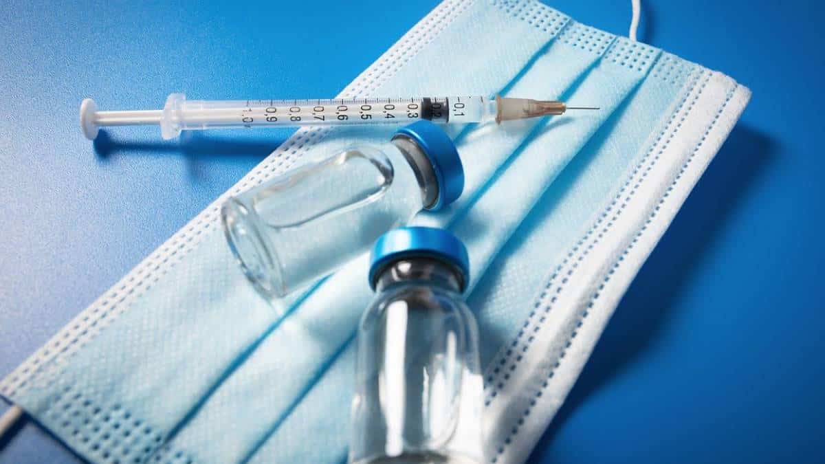 Países de la Unión Europea buscarán coordinar una respuesta ante variante ómicron