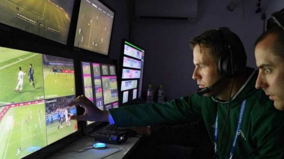 Fuera de lugar podría ser detectado automáticamente en Catar 2022