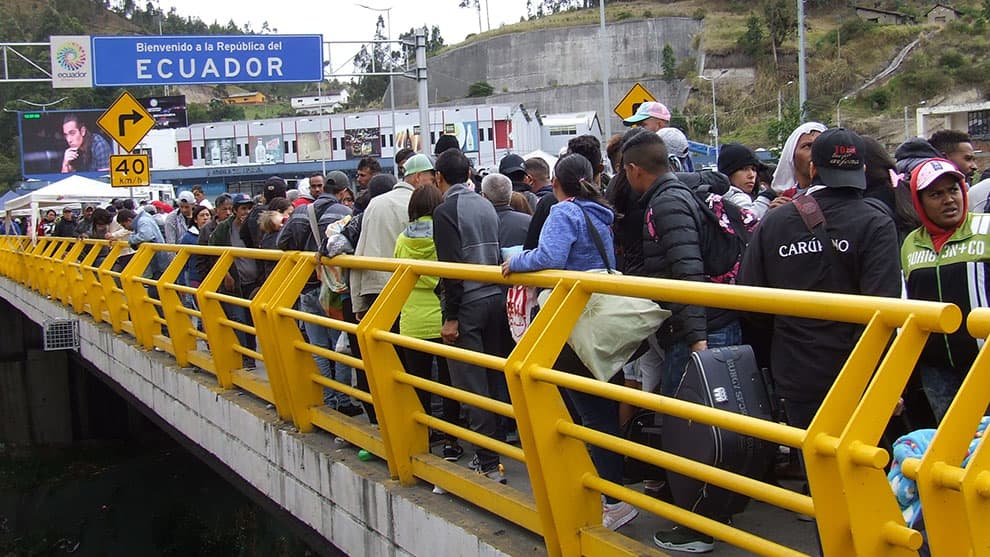 Migración Colombia hizo un recorrido por sectores del puente internacional de Rumichaca